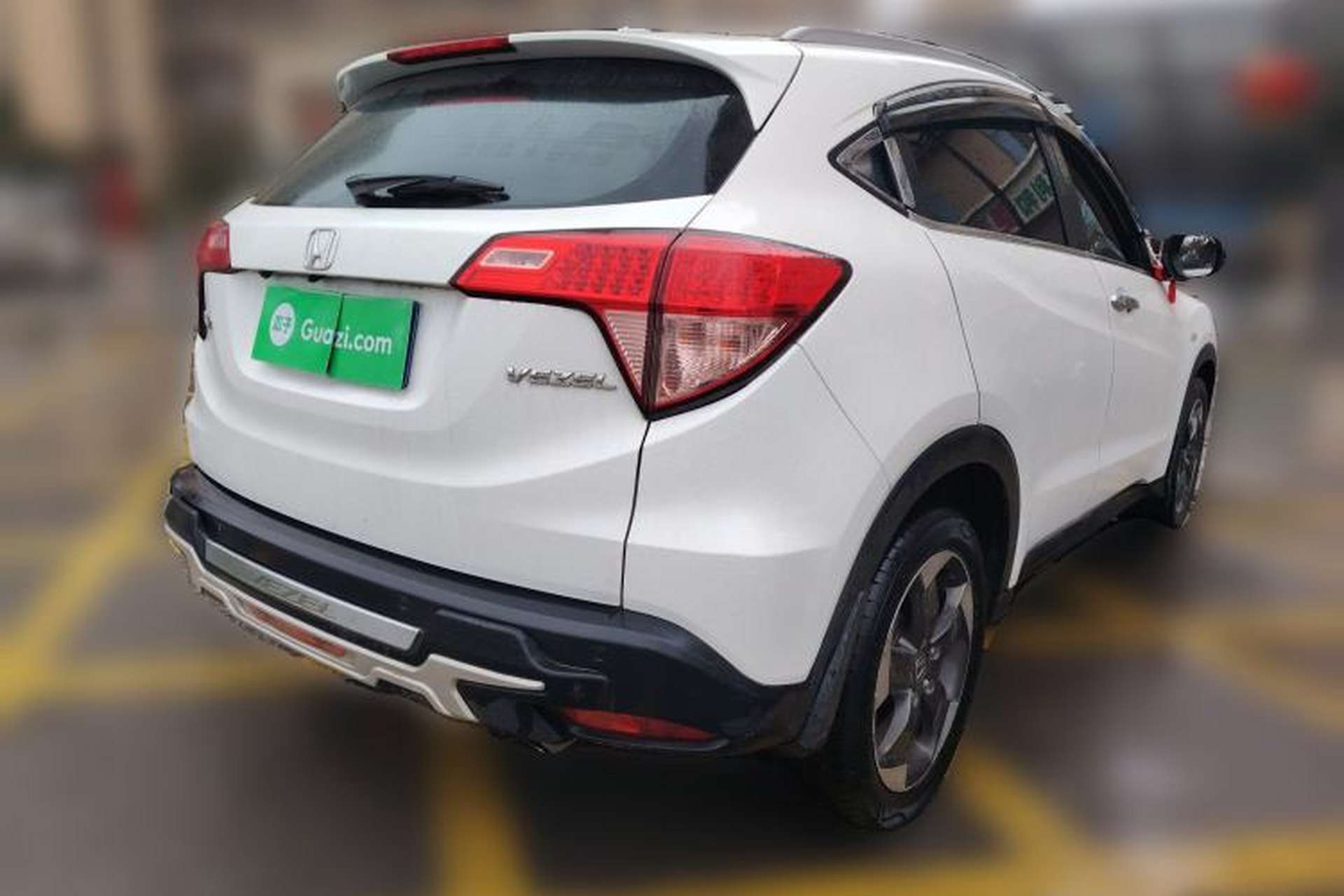 Used Honda Vezel 2016 1.8L CVT Front-Wheel Drive Pioneer Edition Rear Right 45 Deg