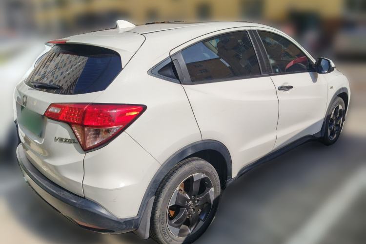 Used Honda Vezel 2016 1.8L CVT Front-Wheel Drive Pioneer Edition Rear Right 45 Deg