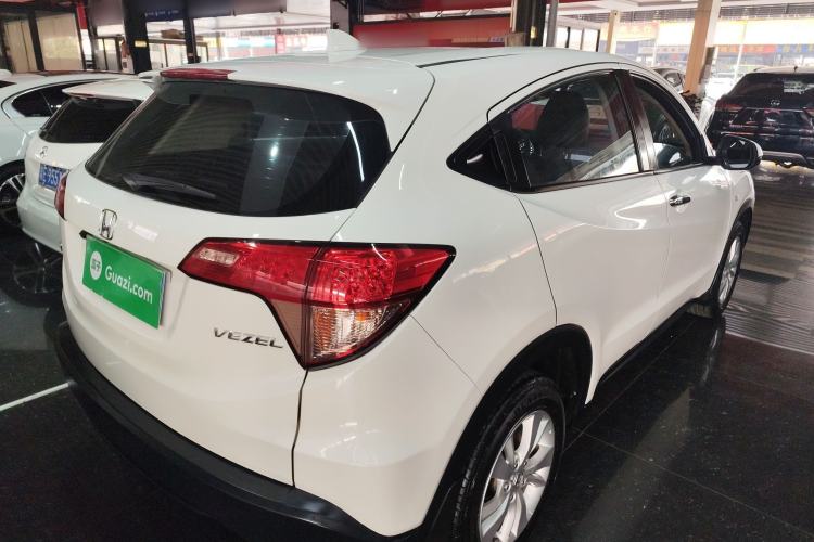 Used Honda Vezel 2016 1.8L CVT Front-Wheel Drive Pioneer Edition Rear Right 45 Deg