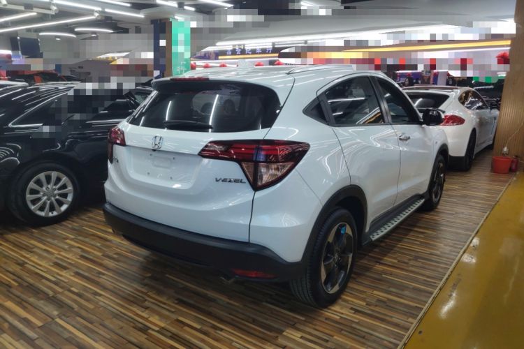 Used Honda Vezel 2016 1.8L CVT Front-Wheel Drive Pioneer Edition Rear Right 45 Deg