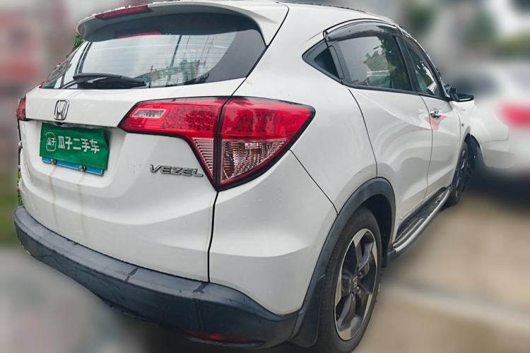 Used Honda Vezel 2016 1.8L CVT Front-Wheel Drive Pioneer Edition Rear Right 45 Deg