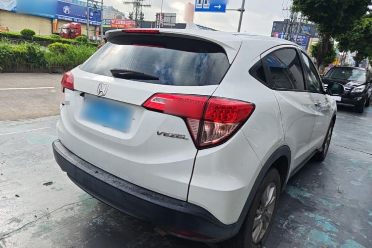 Used Honda Vezel 2016 1.8L CVT Front-Wheel Drive Pioneer Edition Rear Right 45 Deg