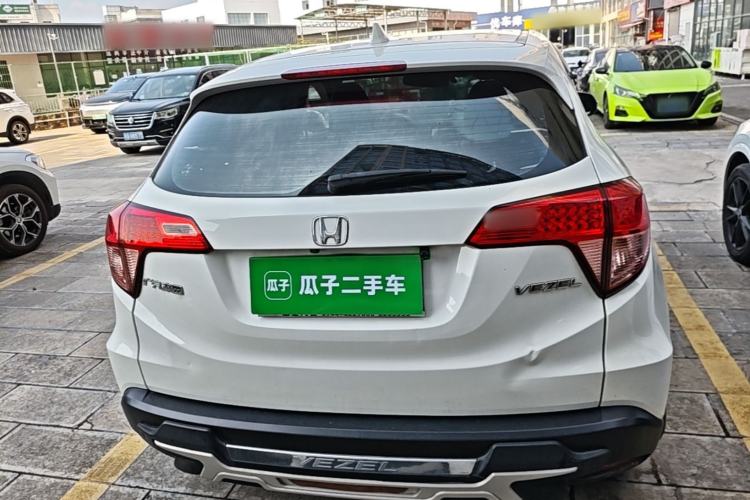 Used Honda Vezel 2016 1.8L CVT Front-Wheel Drive Pioneer Edition Rear