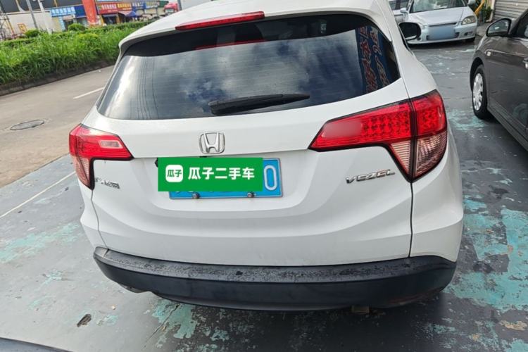 Used Honda Vezel 2016 1.8L CVT Front-Wheel Drive Pioneer Edition Rear