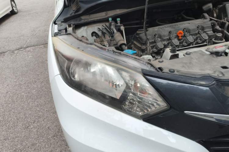 Used Honda Vezel 2016 1.8L CVT Front-Wheel Drive Pioneer Edition Right Front Headlight
