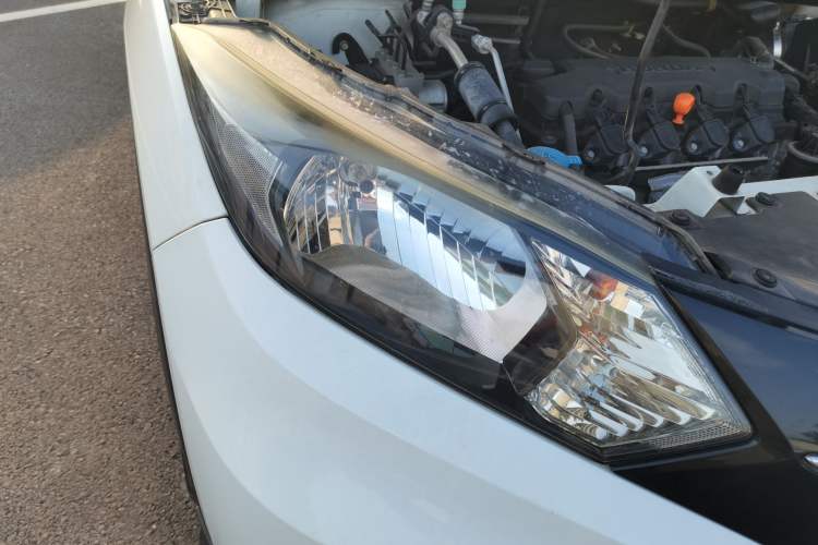 Used Honda Vezel 2016 1.8L CVT Front-Wheel Drive Pioneer Edition Right Front Headlight