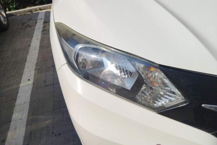 Used Honda Vezel 2016 1.8L CVT Front-Wheel Drive Pioneer Edition Right Front Headlight