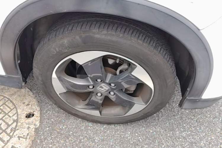 Used Honda Vezel 2016 1.8L CVT Front-Wheel Drive Pioneer Edition Right Front Wheel Hub