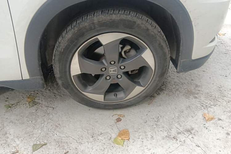 Used Honda Vezel 2016 1.8L CVT Front-Wheel Drive Pioneer Edition Right Front Wheel Hub