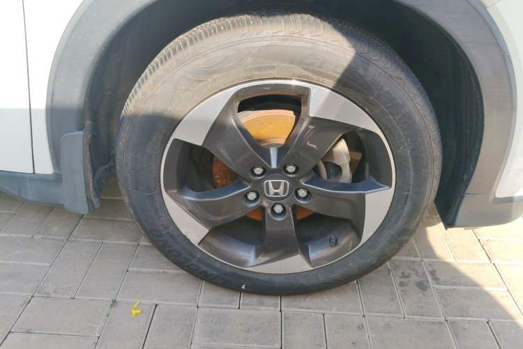 Used Honda Vezel 2016 1.8L CVT Front-Wheel Drive Pioneer Edition Right Front Wheel Hub