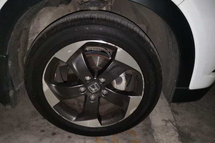Used Honda Vezel 2016 1.8L CVT Front-Wheel Drive Pioneer Edition Right Front Wheel Hub