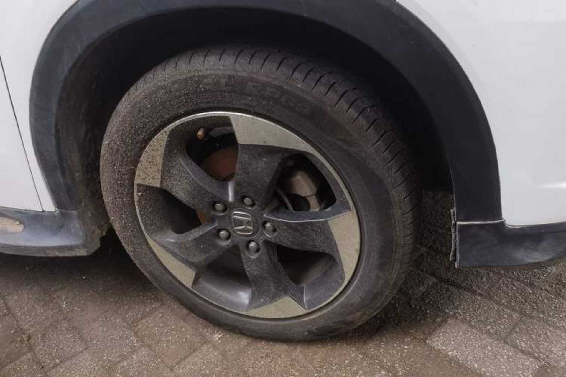 Used Honda Vezel 2016 1.8L CVT Front-Wheel Drive Pioneer Edition Right Front Wheel Hub