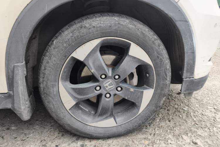 Used Honda Vezel 2016 1.8L CVT Front-Wheel Drive Pioneer Edition Right Front Wheel Hub