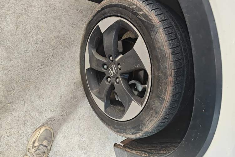 Used Honda Vezel 2016 1.8L CVT Front-Wheel Drive Pioneer Edition Right Front Wheel Hub