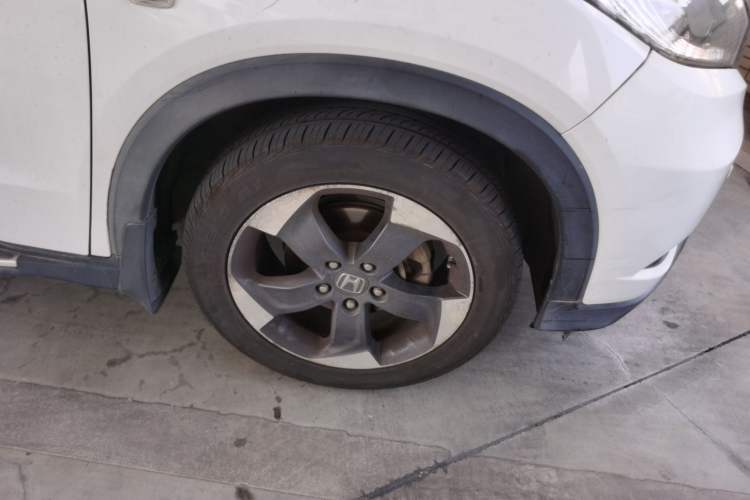 Used Honda Vezel 2016 1.8L CVT Front-Wheel Drive Pioneer Edition Right Front Wheel Hub