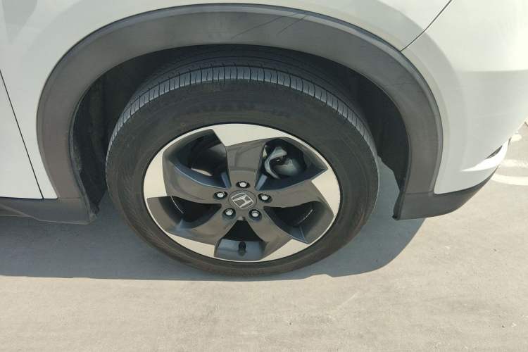 Used Honda Vezel 2016 1.8L CVT Front-Wheel Drive Pioneer Edition Right Front Wheel Hub