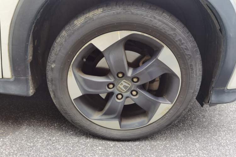 Used Honda Vezel 2016 1.8L CVT Front-Wheel Drive Pioneer Edition Right Front Wheel Hub