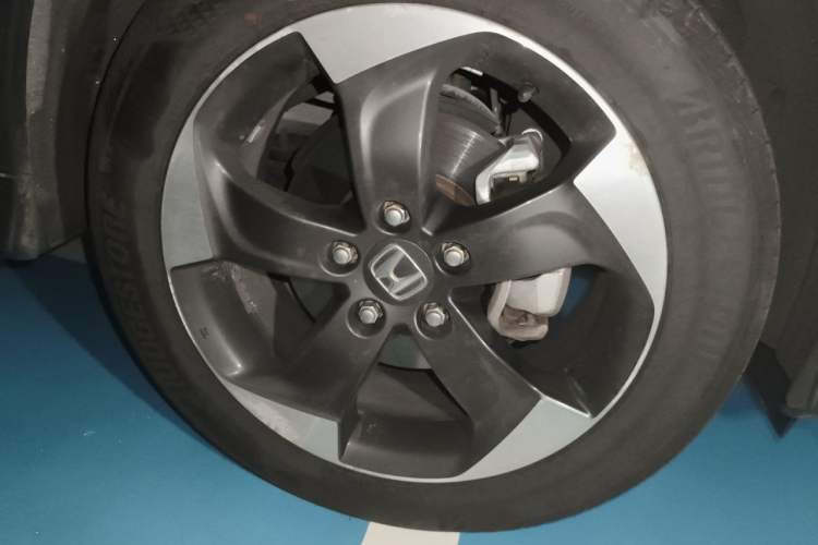 Used Honda Vezel 2016 1.8L CVT Front-Wheel Drive Pioneer Edition Right Front Wheel Hub