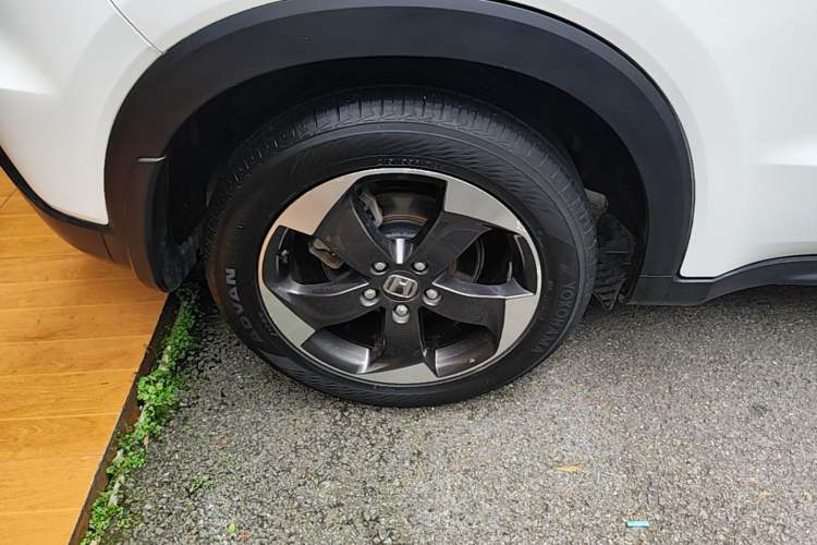 Used Honda Vezel 2016 1.8L CVT Front-Wheel Drive Pioneer Edition Right Rear Wheel Hub