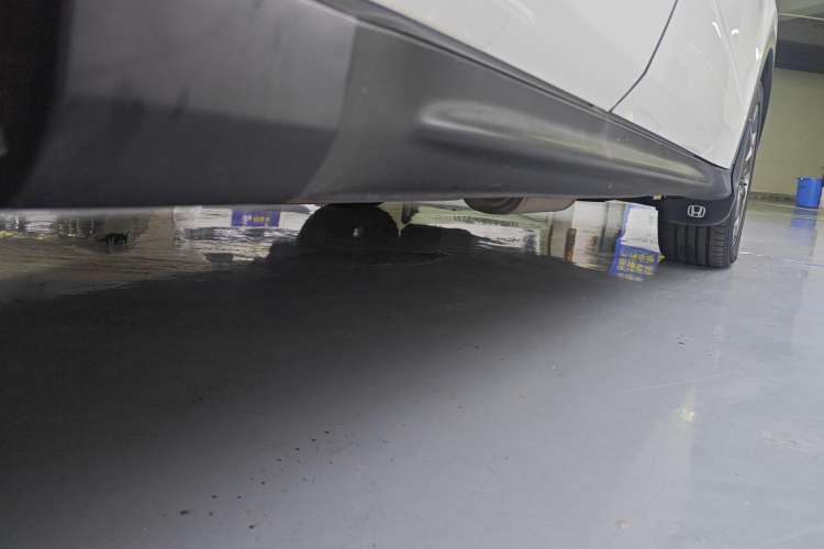 Used Honda Vezel 2016 1.8L CVT Front-Wheel Drive Pioneer Edition Right Side Sill