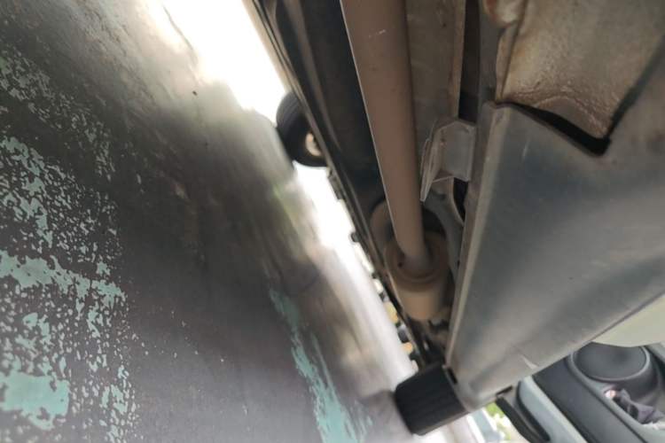 Used Honda Vezel 2016 1.8L CVT Front-Wheel Drive Pioneer Edition Right Side Sill