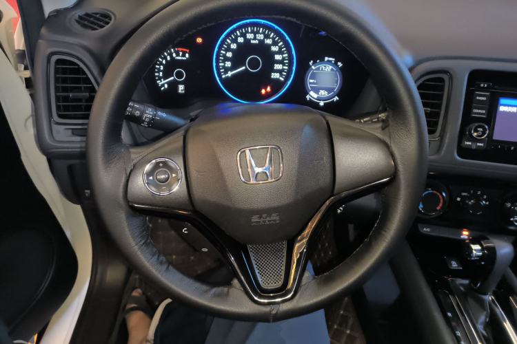 Used Honda Vezel 2016 1.8L CVT Front-Wheel Drive Pioneer Edition Steering Wheel