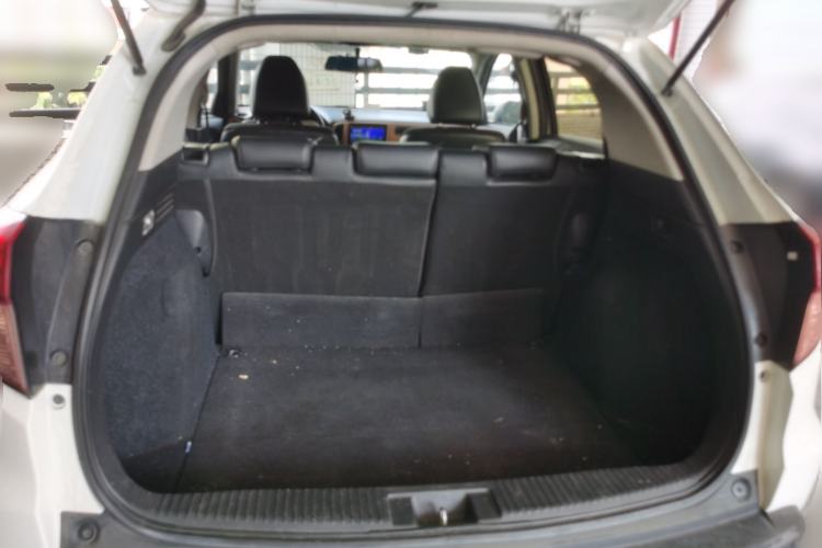 Used Honda Vezel 2016 1.8L CVT Front-Wheel Drive Pioneer Edition Trunk