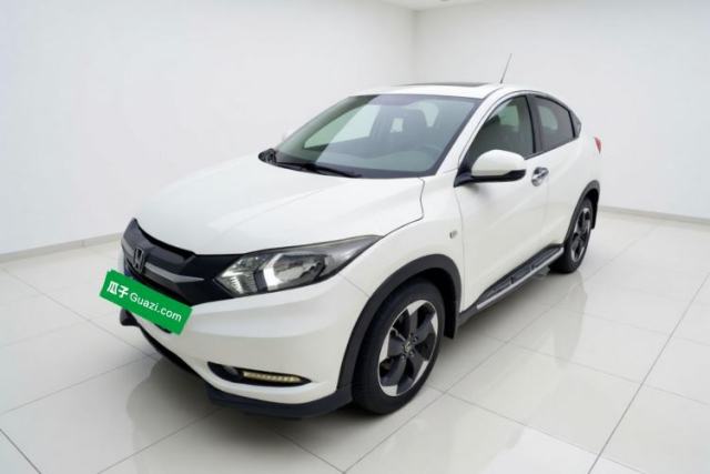 Ojetý Honda Vezel 2016 1.8L CVT Front-Wheel Drive Pioneer Edition