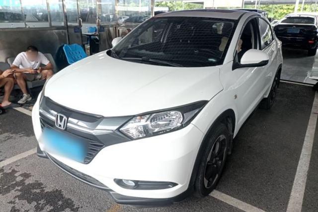 Used Honda Vezel 2016 1.8L CVT Front-Wheel Drive Pioneer Edition
