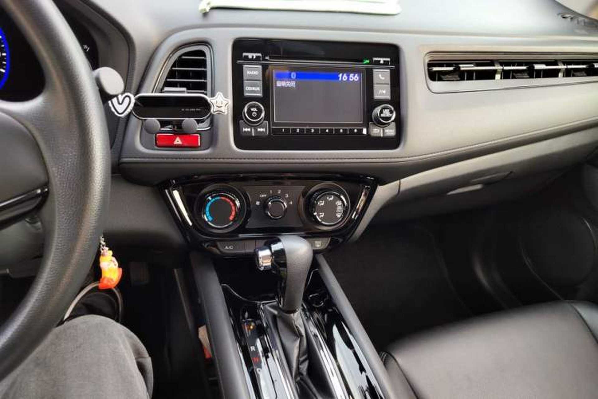 Used Honda Vezel 2017 1.5L CVT 2WD Comfort Model Audio And AC Panel