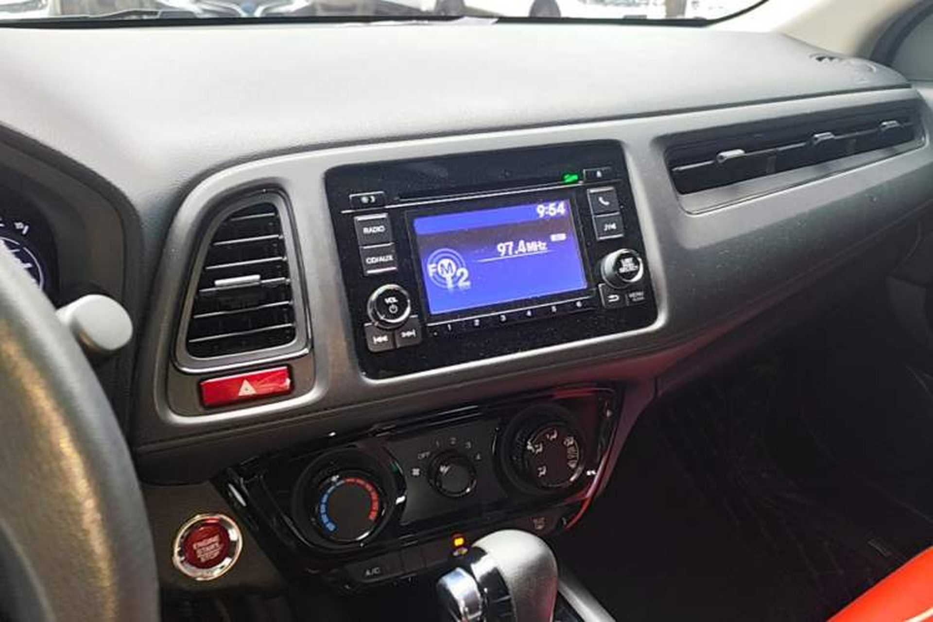 Used Honda Vezel 2017 1.8L CVT 2WD Elite Model Audio And AC Panel