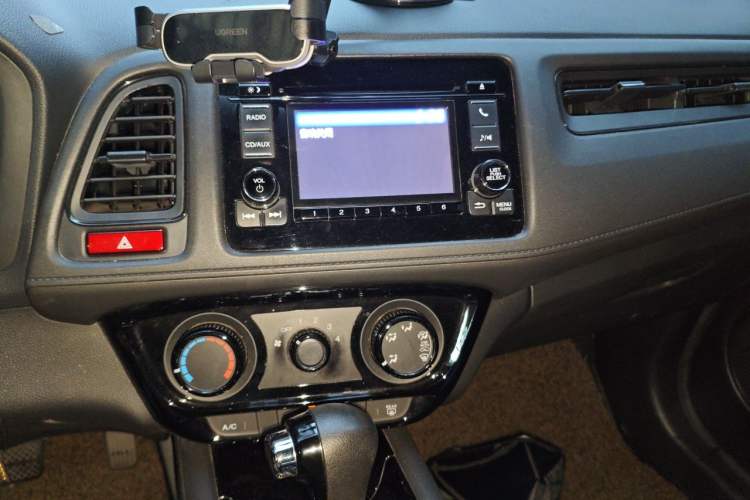 Used Honda Vezel 2017 1.5L CVT 2WD Comfort Model Audio And AC Panel