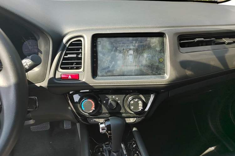 Used Honda Vezel 2017 1.5L CVT 2WD Comfort Model Audio And AC Panel