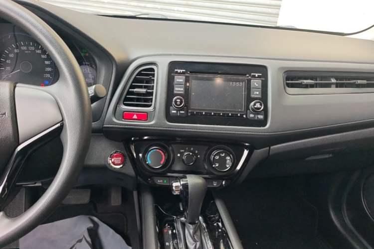 Used Honda Vezel 2017 1.8L CVT Front-Wheel Drive Pioneer Edition Audio And AC Panel