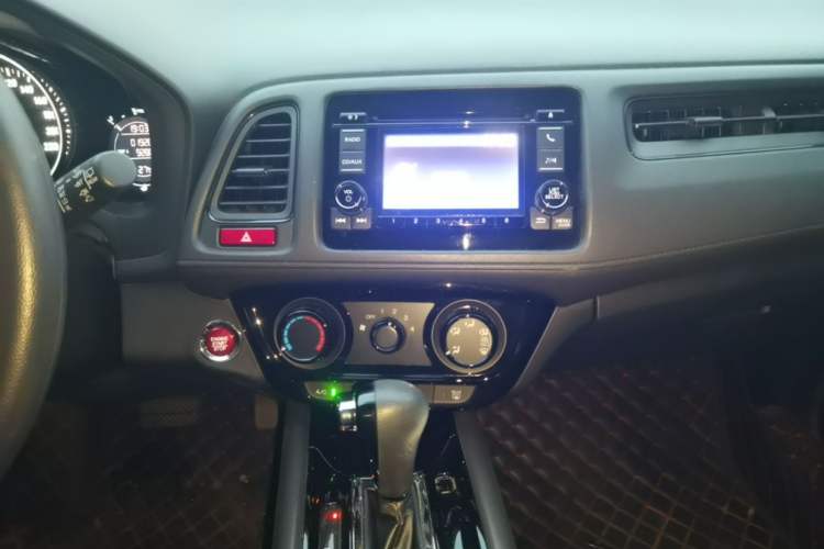 Used Honda Vezel 2017 1.8L CVT Front-Wheel Drive Pioneer Edition Audio And AC Panel