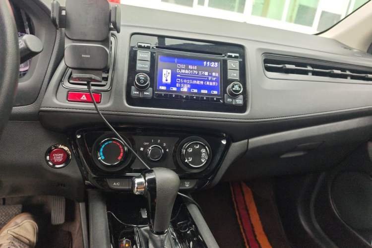 Used Honda Vezel 2017 1.8L CVT Front-Wheel Drive Pioneer Edition Audio And AC Panel