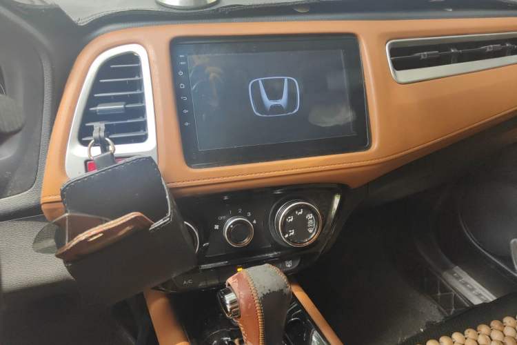 Used Honda Vezel 2017 1.8L CVT Front-Wheel Drive Pioneer Edition Audio And AC Panel