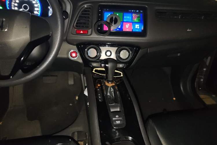 Used Honda Vezel 2017 1.8L CVT Front-Wheel Drive Pioneer Edition Audio And AC Panel