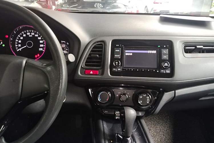 Used Honda Vezel 2017 1.5L CVT 2WD Comfort Model Audio And AC Panel