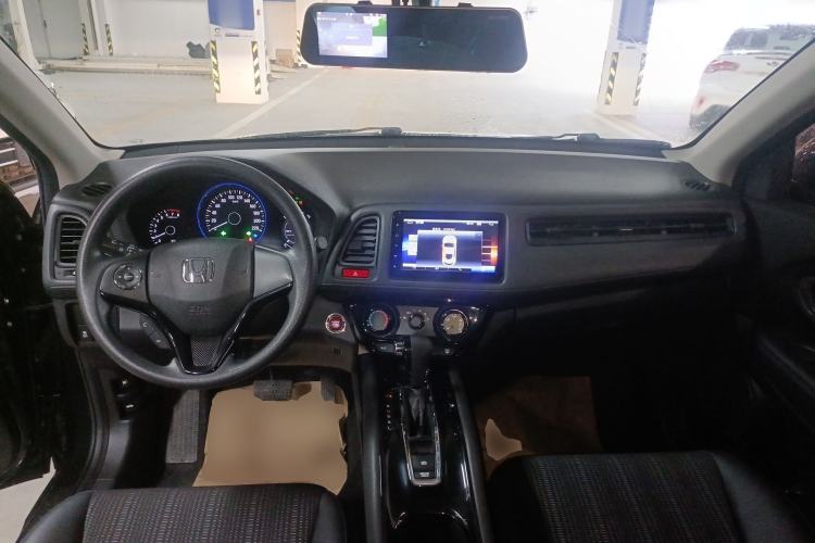 Used Honda Vezel 2017 1.8L CVT Front-Wheel Drive Pioneer Edition Center Console