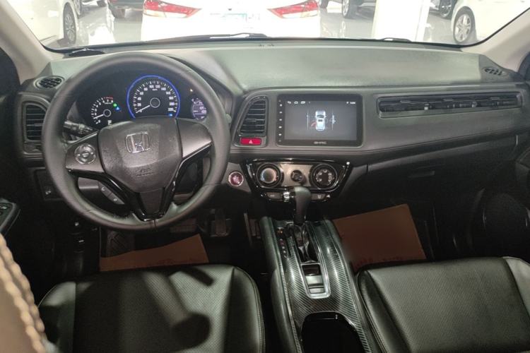 Used Honda Vezel 2017 1.5L CVT 2WD Comfort Model Center Console
