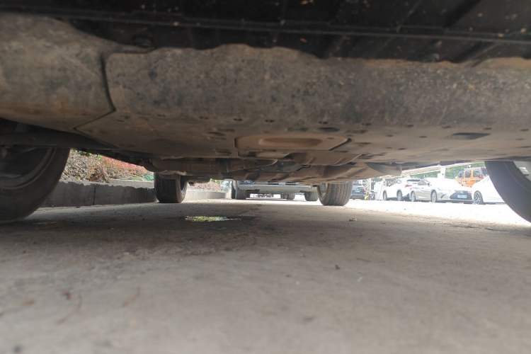 Used Honda Vezel 2017 1.8L CVT Front-Wheel Drive Pioneer Edition Chassis Front