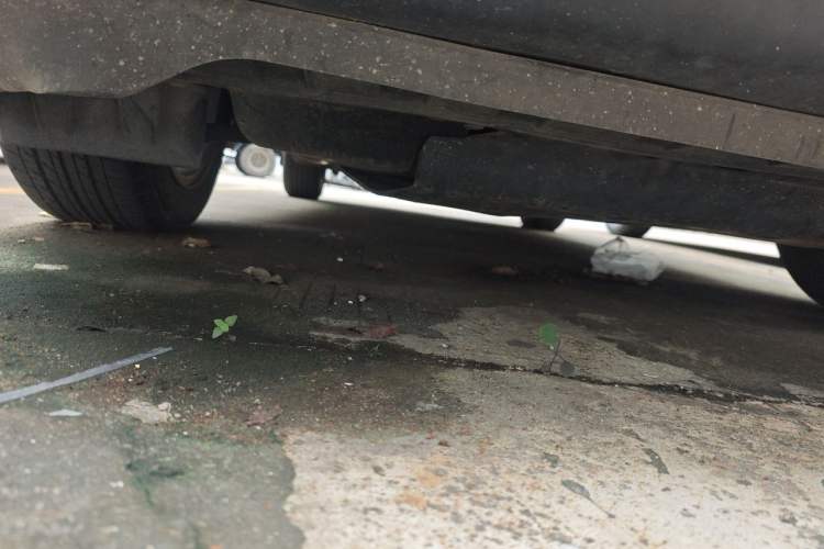 Used Honda Vezel 2017 1.8L CVT Front-Wheel Drive Pioneer Edition Chassis Front Right