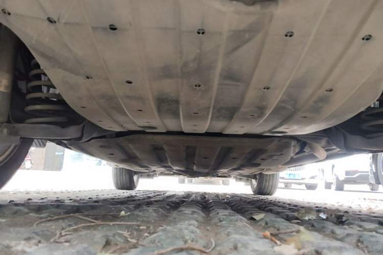 Used Honda Vezel 2017 1.8L CVT Front-Wheel Drive Pioneer Edition Chassis Rear