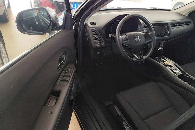 Used Honda Vezel 2017 1.5L CVT 2WD Comfort Model Driver Seat
