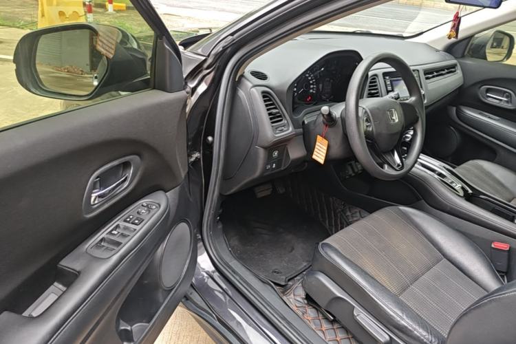 Used Honda Vezel 2017 1.8L CVT 2WD Elite Model Driver Seat