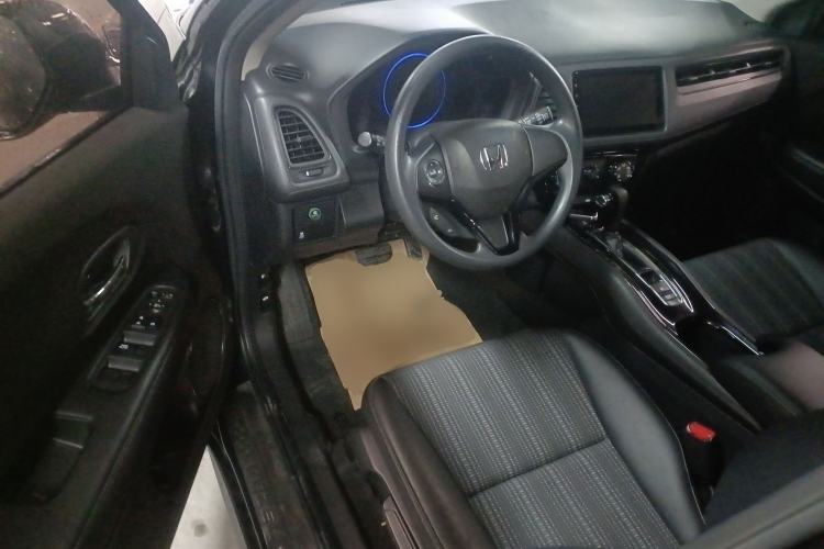 Used Honda Vezel 2017 1.8L CVT Front-Wheel Drive Pioneer Edition Driver Seat
