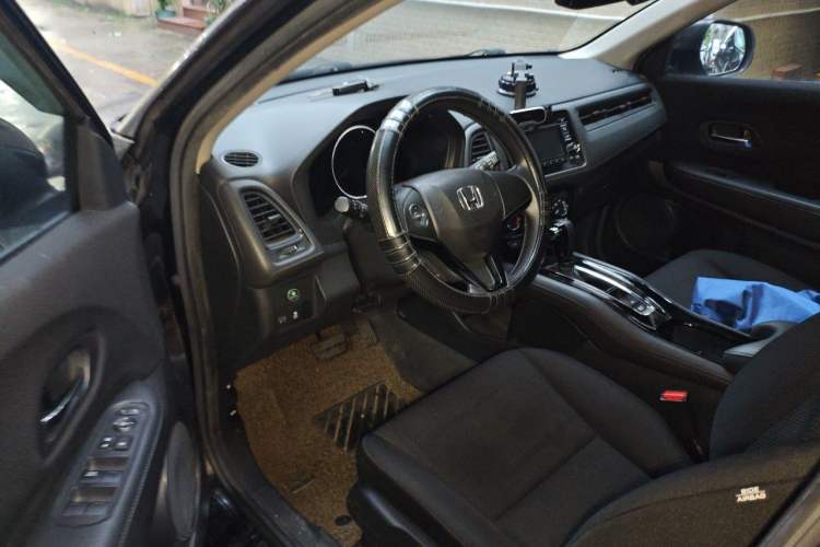 Used Honda Vezel 2017 1.5L CVT 2WD Comfort Model Driver Seat