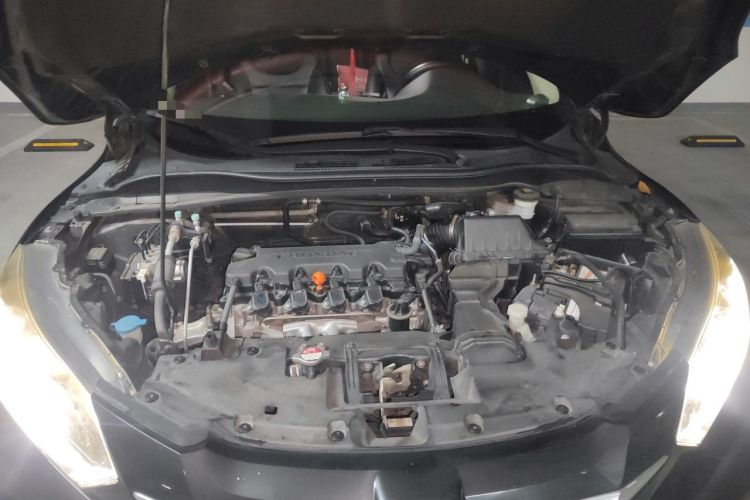 Used Honda Vezel 2017 1.8L CVT Front-Wheel Drive Pioneer Edition Engine Bay