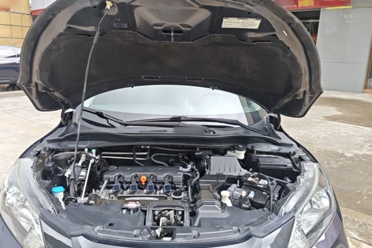 Used Honda Vezel 2017 1.8L CVT 2WD Elite Model Engine Bay